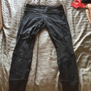 Black and gray athleta leggings